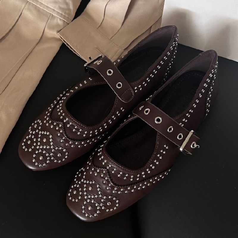 Retro Rivet Buckle Design Flat - Women Fashion Designer reseña y precio