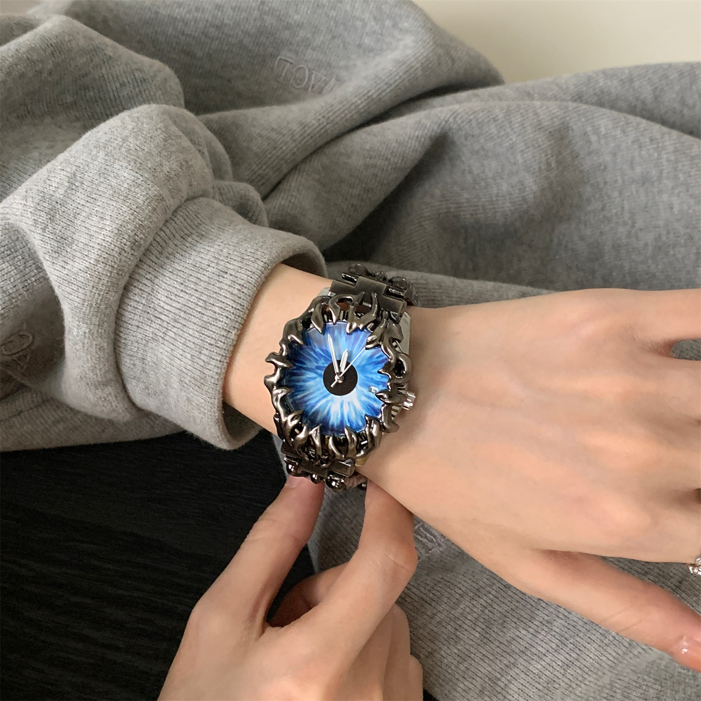 Small creative new trend of an - Women Fashion Designer reseña y precio